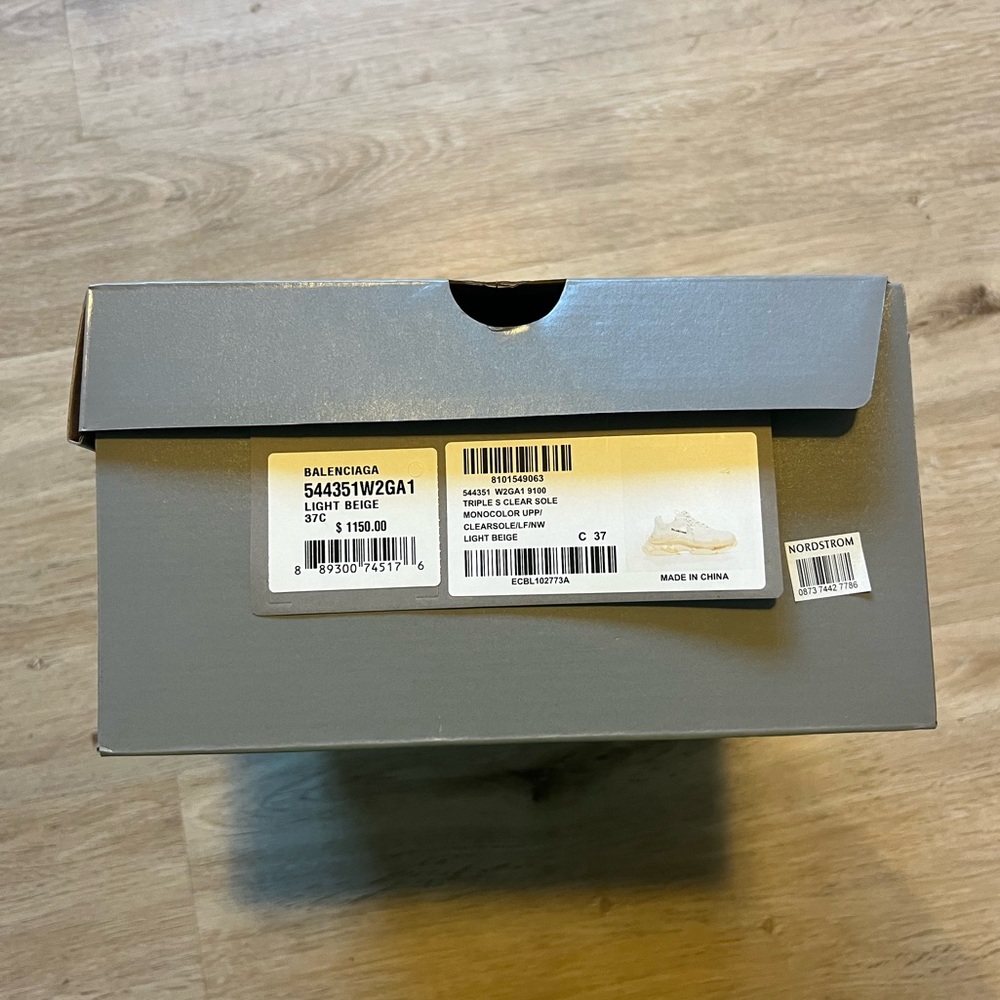 BALENCIAGA WOMEN'S TRIPLE S CLEAR SOLE SNEAKER IN BEIGE - Picture 5 of 6